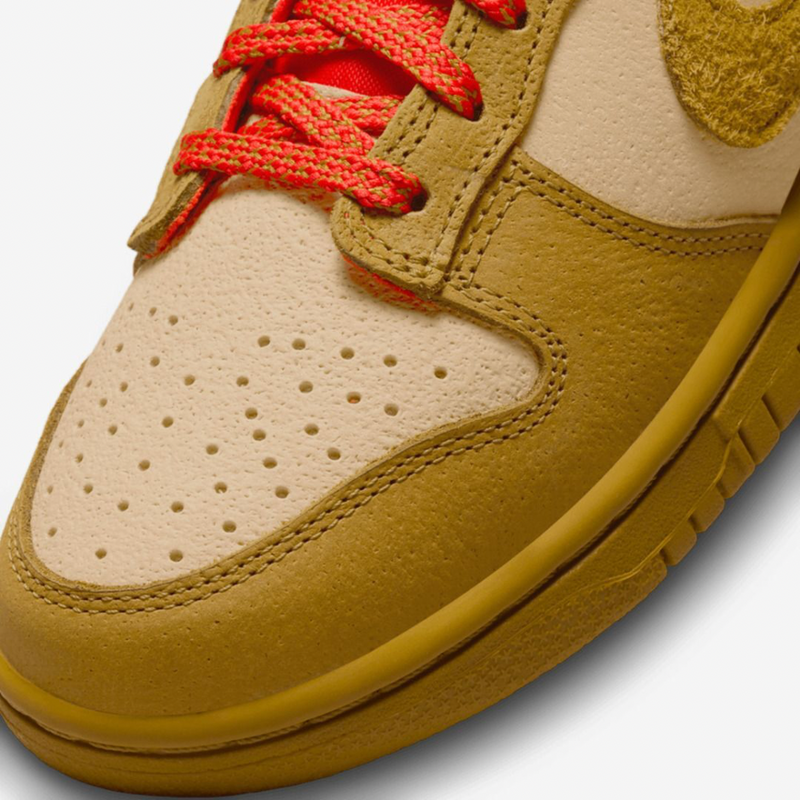 Nike Dunk Low Bronzine