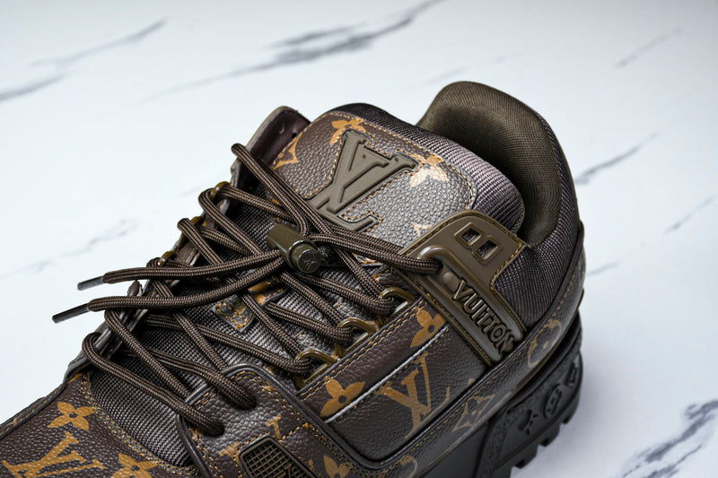 LV Trainer Maxi