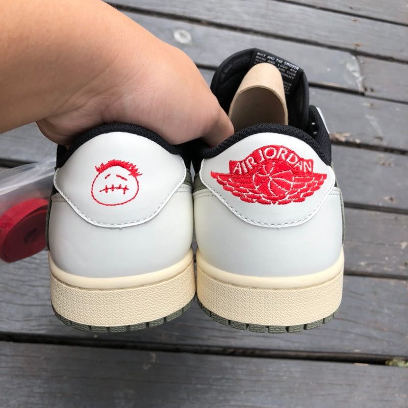 Jordan 1 Retro Low OG SP Travis Scott Olive
