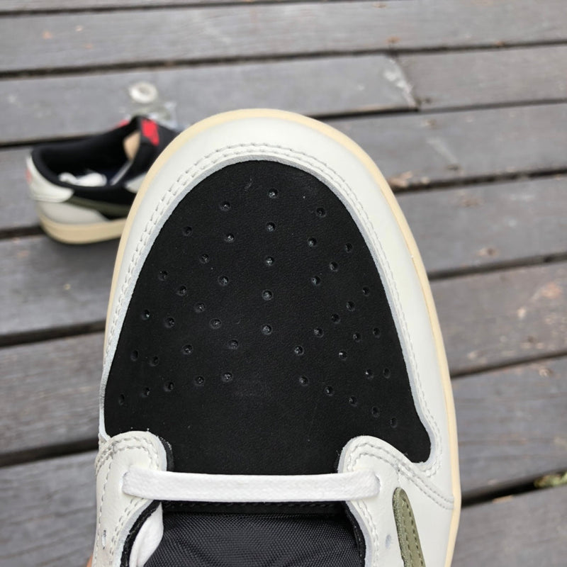 Jordan 1 Retro Low OG SP Travis Scott Olive