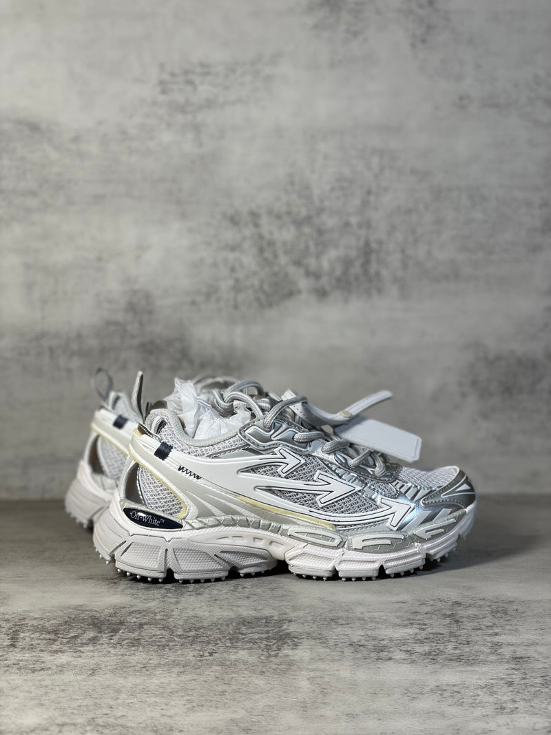 Off-White Be Right Back