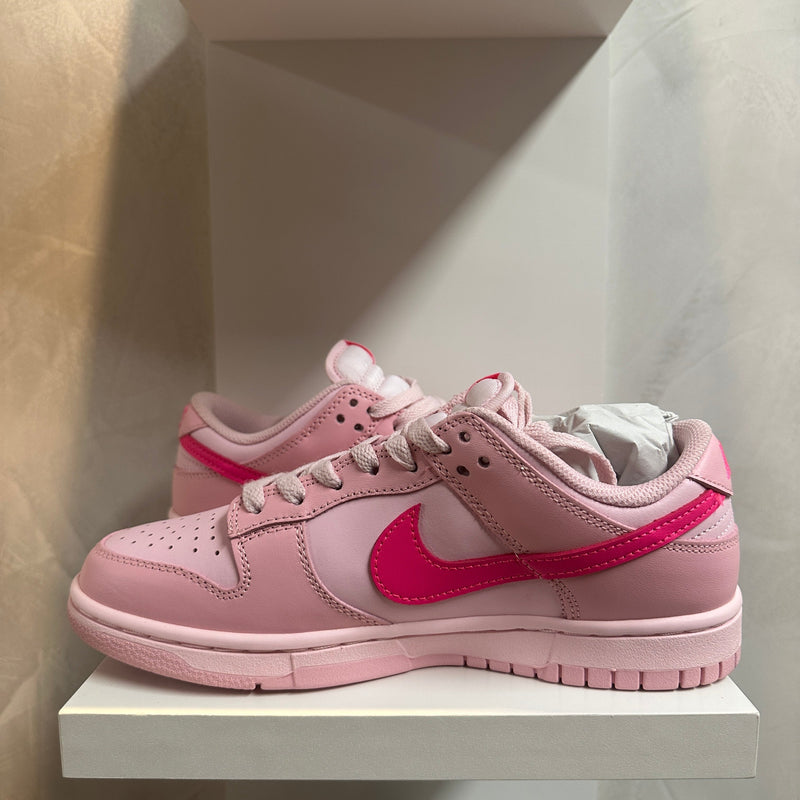 Nike Dunk Low Triple Pink (Barbie)(Pronta Entrega)