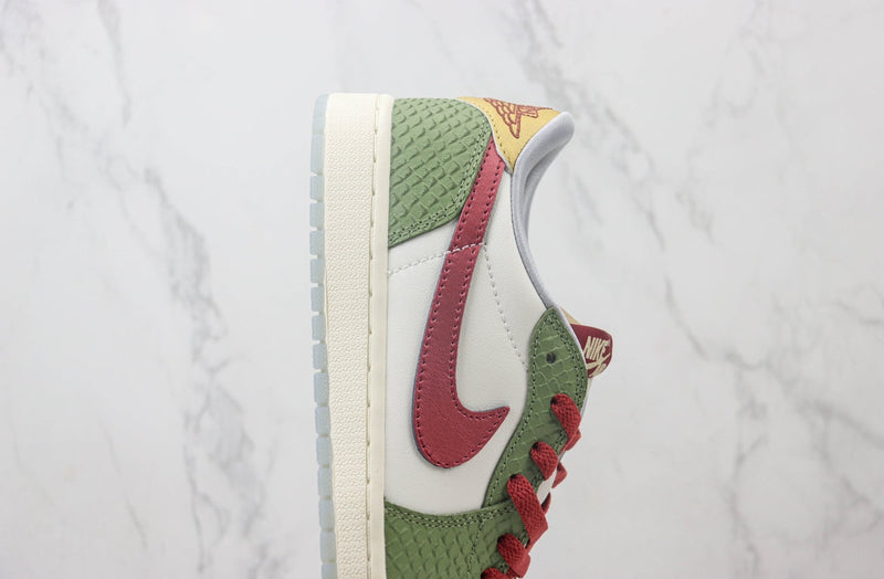 Jordan 1 Low OG CNY "Year of the Dragon"