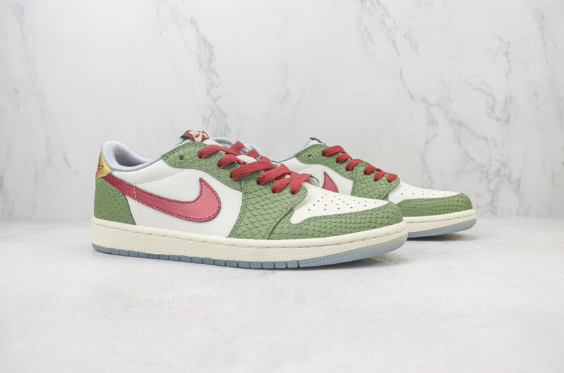 Jordan 1 Low OG CNY "Year of the Dragon"
