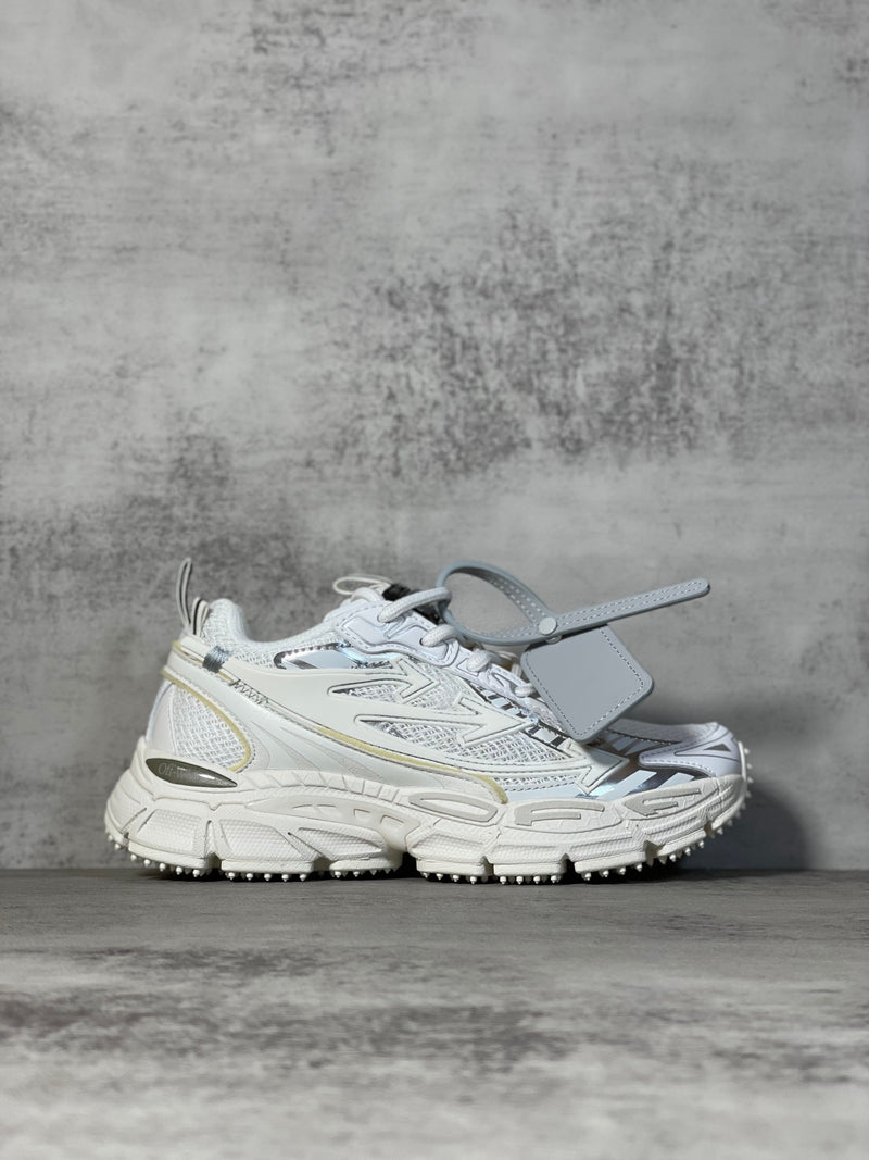 Off-White Be Right Back