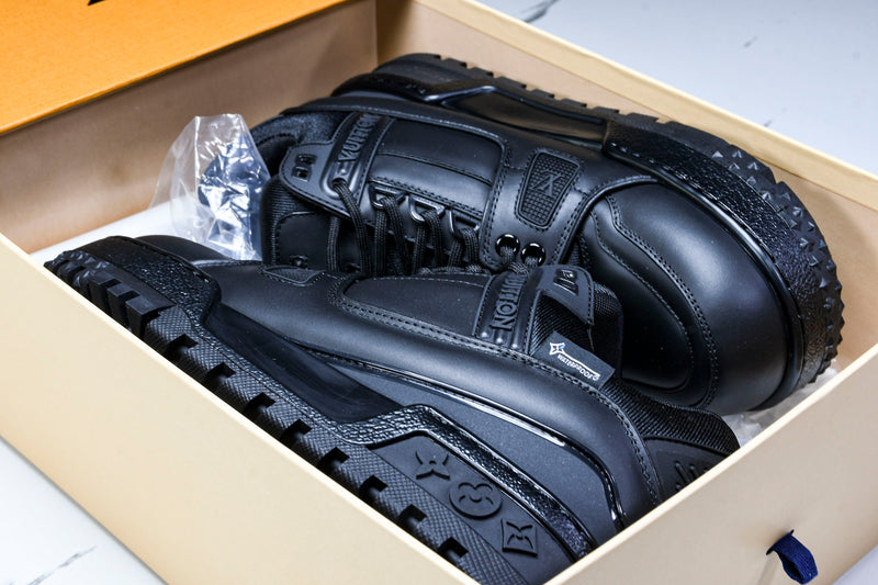 LV Trainer Maxi